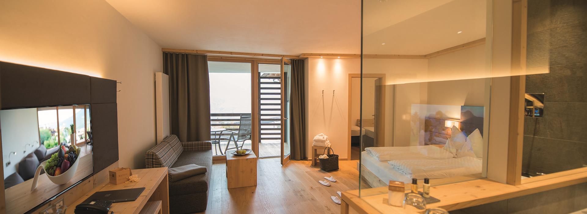 211-family-suite-9583[2]