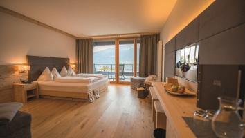 Double room Premium with living area and balcony
