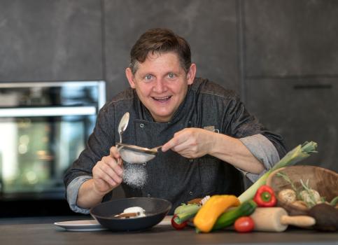Manfred in cucina