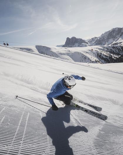 A skier